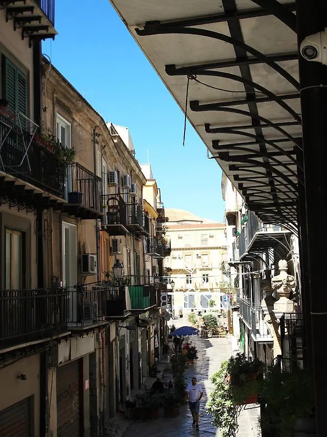 Appartamento Il Corvo E La Volpe Palermo